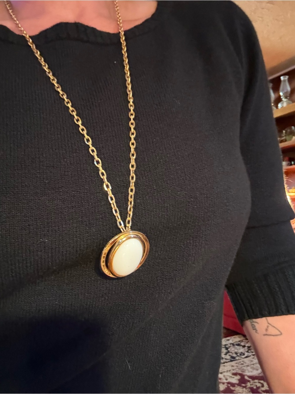 Vintage Avon Gold Tone White Cabochon Pendant Brooch Long Necklace